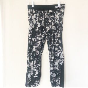 Nike‎ Pro Abstract Printed Dri-FIT Workout Leggings Size Large